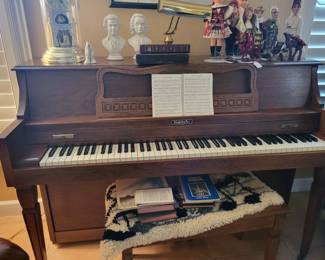 Baldwin piano