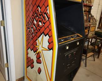 Super Breakout arcade game