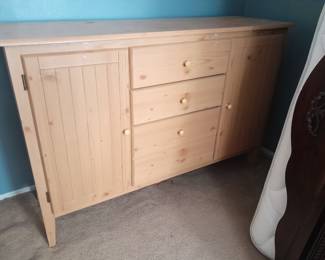 Dresser-53x35