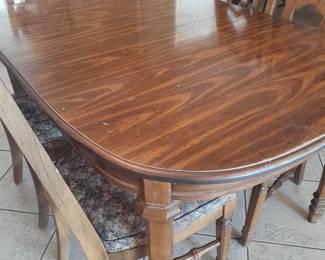 Table-42x62 & leaves-18x42 each