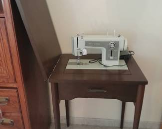 Sewing machine with table-23x30