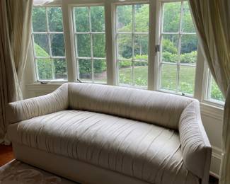 Beautiful Immaculate Sofa by John Saladino