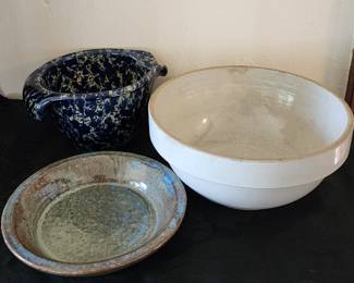 Bennington pottery and stoneware bowl