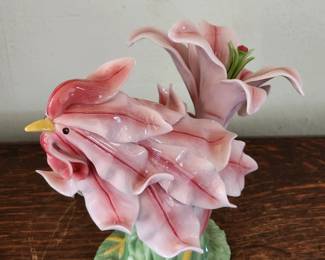 Flower petal rooster