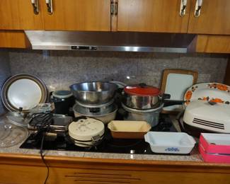 crock pot, pots and pans, bake ware