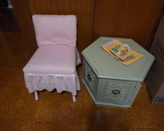 chair, octagon table