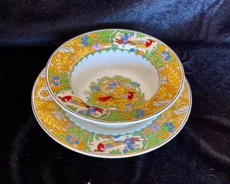 https://www.auctionninja.com/meadowlark-estate-services/sales/details/fabulous-fine-china-crystal-jewelry-and-collectibles--3.html