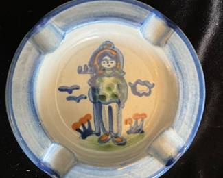 https://www.auctionninja.com/meadowlark-estate-services/sales/details/fabulous-fine-china-crystal-jewelry-and-collectibles--3.html