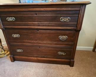 Antique Dresser w/Key