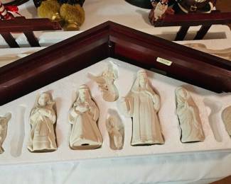 Lenox 2000 Nativity