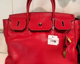 Vtg. Reina Italian Leather Purse