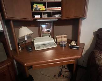 desk/typewriter, etc eligible for presale