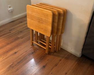 TV trays