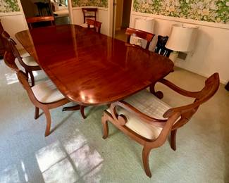 Double Pedestal dining room, mahogany table 8 chairs + leaves. Nice marquetry.