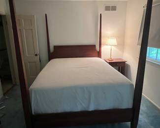 ETHAN ALLEN 4 Poster Bed & Nightstand. GORGEOUS CHERRY!  Queen Size with Box Spring Mattress