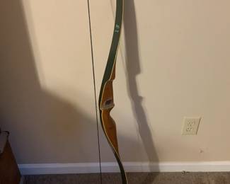 Bear Grizzly Recurve Bow