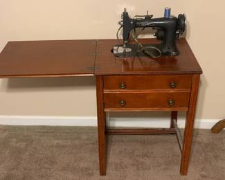 Sewing Machine Desk w/ Machine
