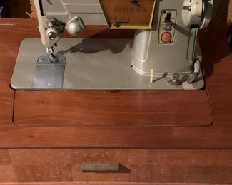 Vintage Singer Sewing Desk w/ Machine