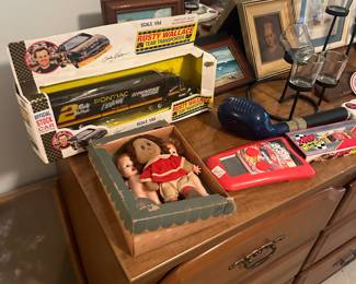 Loads and loads of nascar 