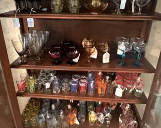 Jelly and dried meat glasses 