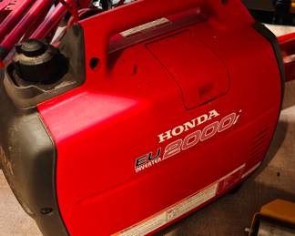 Honda EU2000 Generator