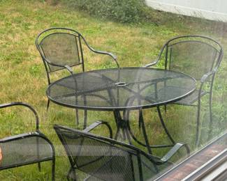 Outdoor Table and Chairs