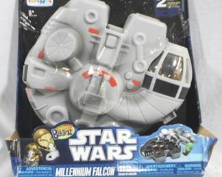 567 - Mighty Beanz Star Wars Millennium Falcon in Box
