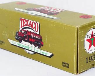 15 - 1930 Diamond Fuel Tanker Collector's Series #7 w/ box - limited edition
