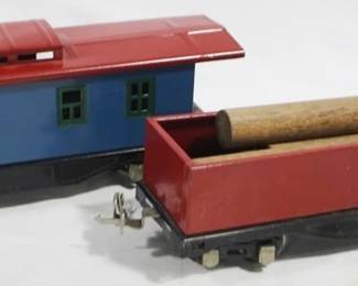 5886 - Pair of 0 Gauge Metal Train Cars - 10" long
