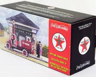 24 - Ertl Collectibles Texaco '19 GMC Tanker Truck Bank w/ box Collector Series 17 Die Cast Metal Bank
