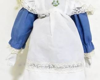2725 - Porcelain Doll 18"
