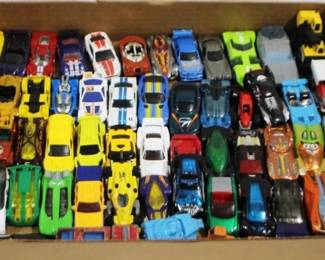 5477 - Tray Lot of Die-Cast Cars, Hot Wheels, etc.
