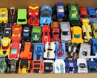 5481 - Tray Lot of Die-Cast Cars, Hot Wheels, etc.
