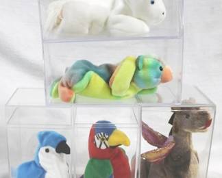 230 - Lot of 5 Beanie Babies in Plastic Cases should be most w/ error tags
