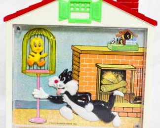 1980 - Tweety & Sylvester Talking Action Bank 8x8x4 You are buying a used as-is electric/electronic item. We do not guarantee all components are present, and if it is not expressly stated, it is untested.
