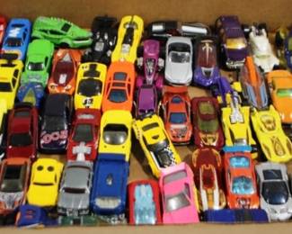 5479 - Tray Lot of Die-Cast Cars, Hot Wheels, etc.
