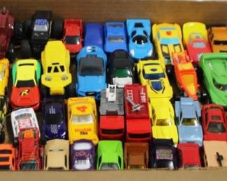 5480 - Tray Lot of Die-Cast Cars, Hot Wheels, etc.

