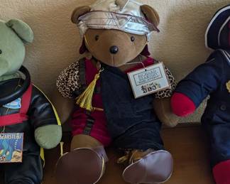 North American Bear VIB 22" Richard Bearton Marc Antony