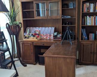 Woodley's L-shaped desk and hutch