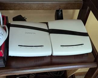 Arista dual radio access point