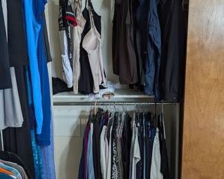 Women's size XXL, 1 and 2: Chicos