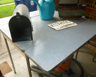 vintage enamel table