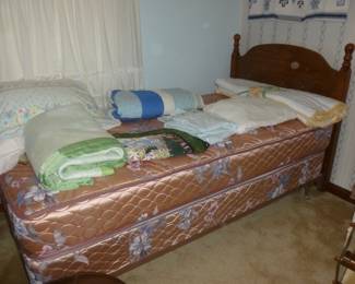 nice twin mattress set & headboard