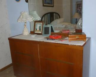 matching dresser w/mirror