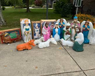 Blow mold nativity