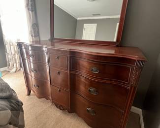 Dresser with mirror 