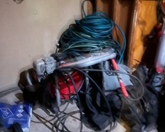 Power washer with surface cleaner attachment 