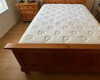 Bedroom suite.  Note the mattress with hearts.  Isn't love wonderful?