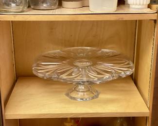 Cake stand