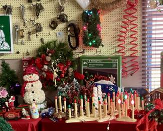 Christmas window candelabra’s